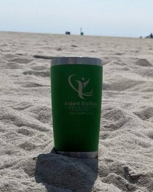 Ardent Staffing visits Hampton Beach! ️🏖️