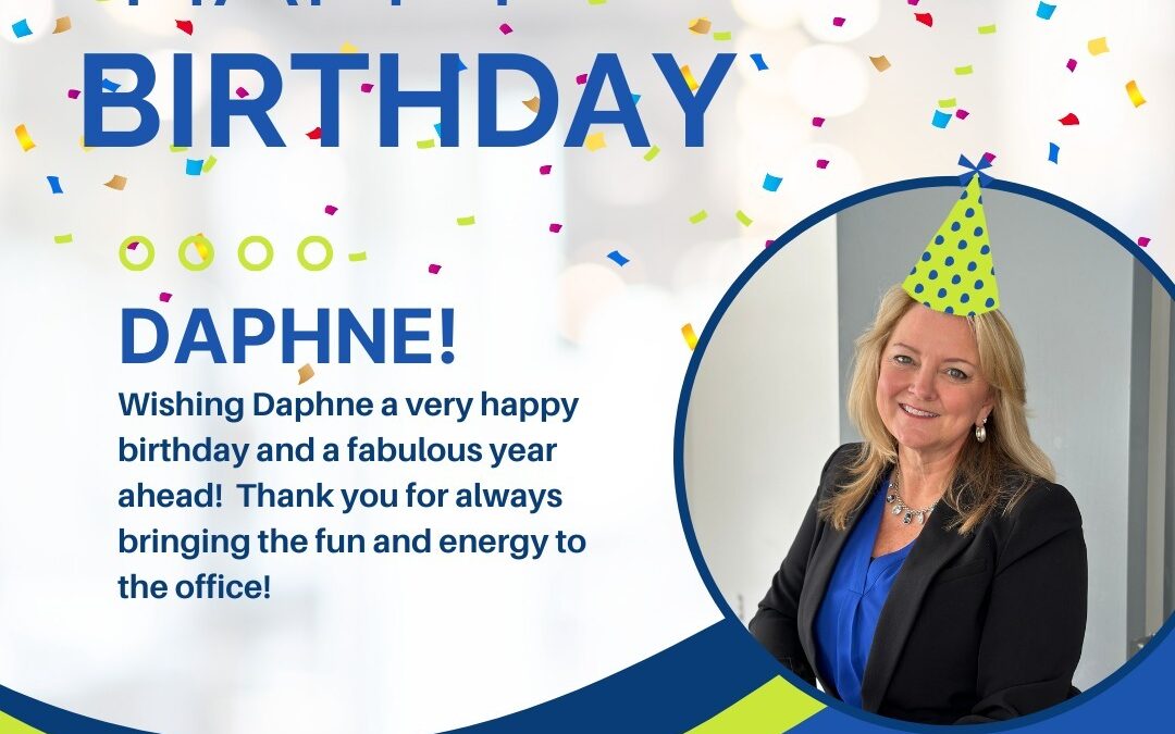 If you see Daphne tooday please scream happy birthday! 🥂🥳